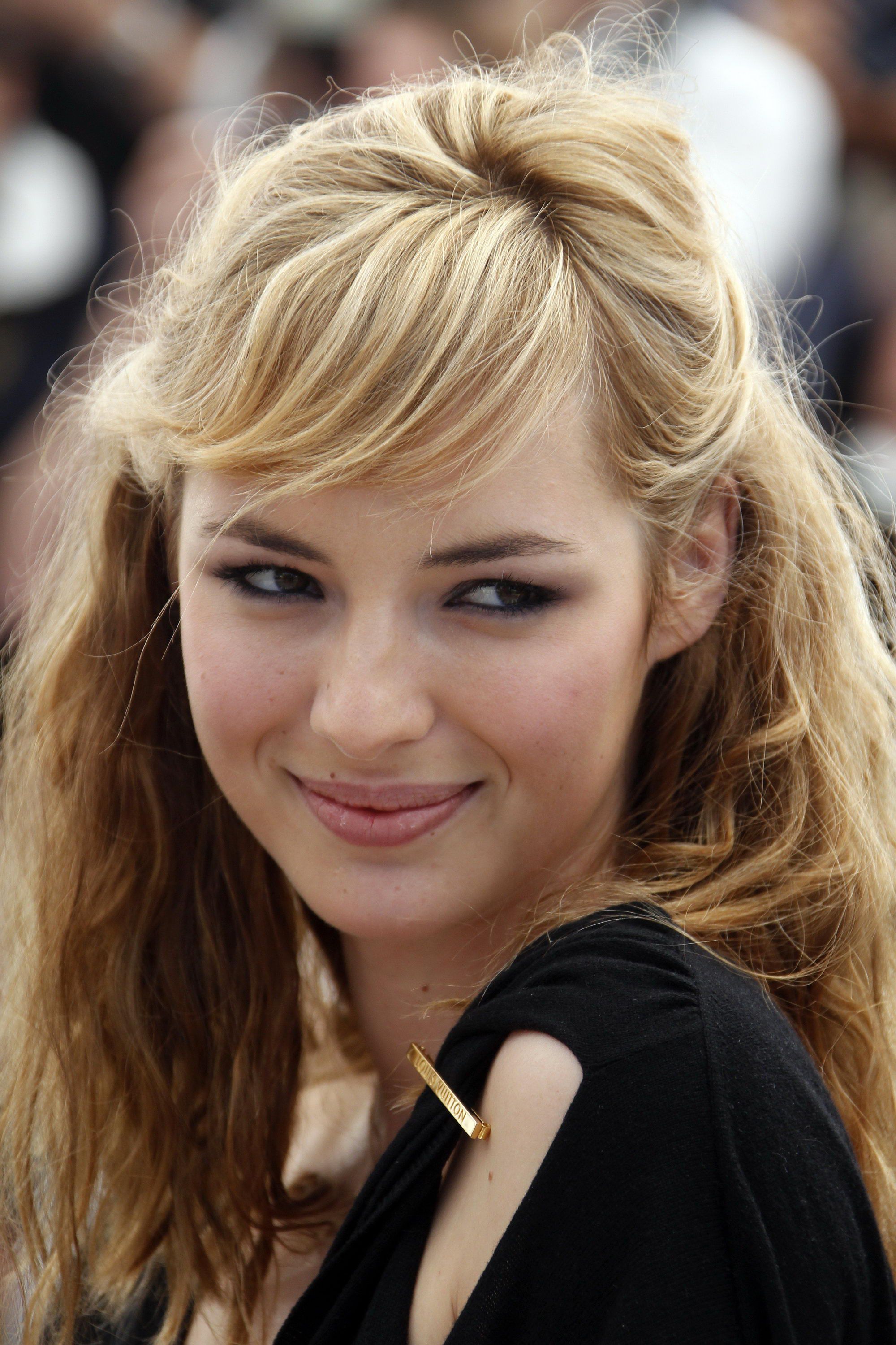 Louise Bourgoin Nue