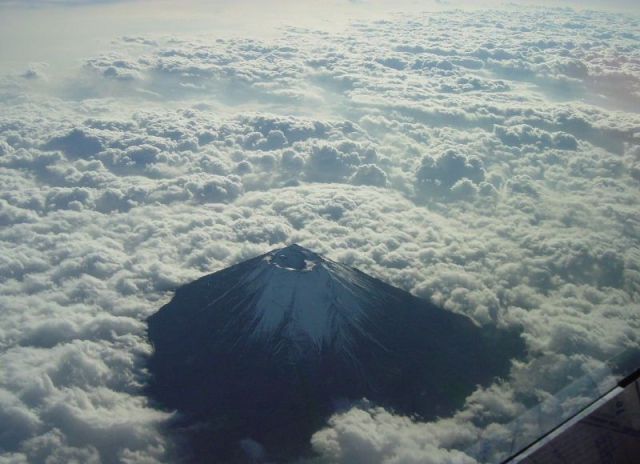 amazing volcanoes 640 46