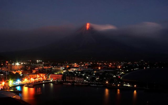 amazing volcanoes 640 33