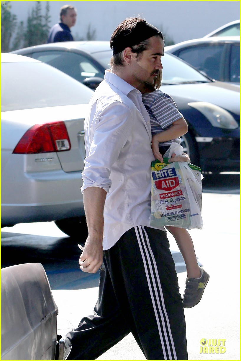 colin farrell rite aid snacks with henry 31