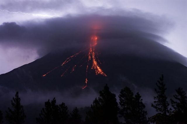 amazing volcanoes 640 31